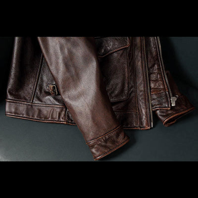 Lässige schwarze Motorrad-Lederjacke