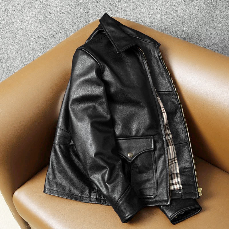 Lässige schwarze Motorrad-Lederjacke