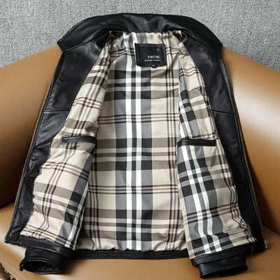 Lässige schwarze Motorrad-Lederjacke