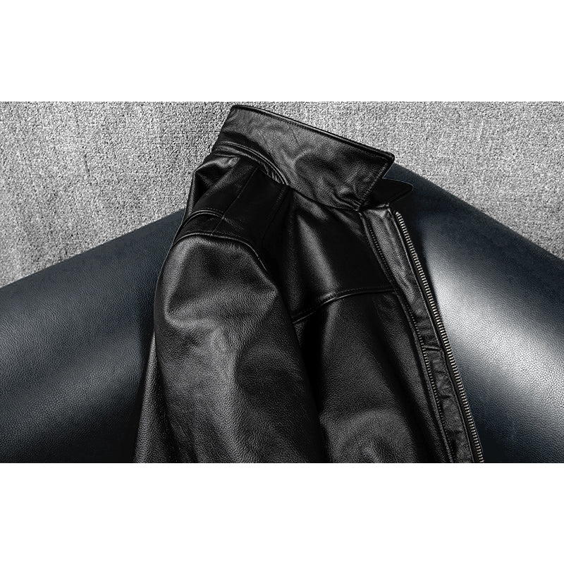 Lässige schwarze Motorrad-Lederjacke