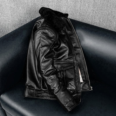 Lässige schwarze Motorrad-Lederjacke