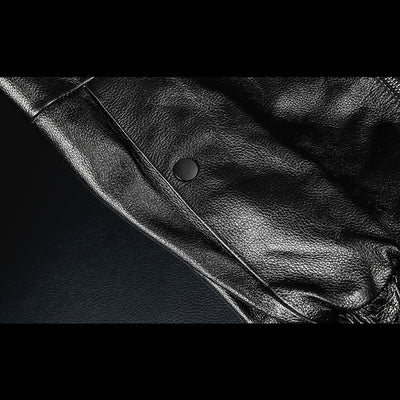 Lässige schwarze Motorrad-Lederjacke