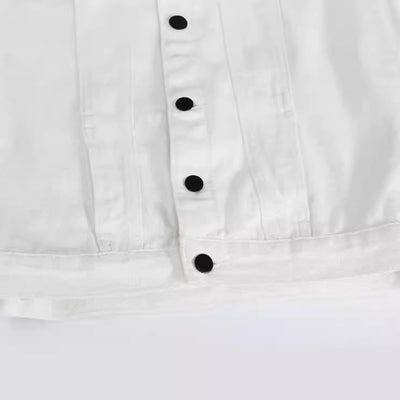 Trendy weiße Distressed-Jeansweste